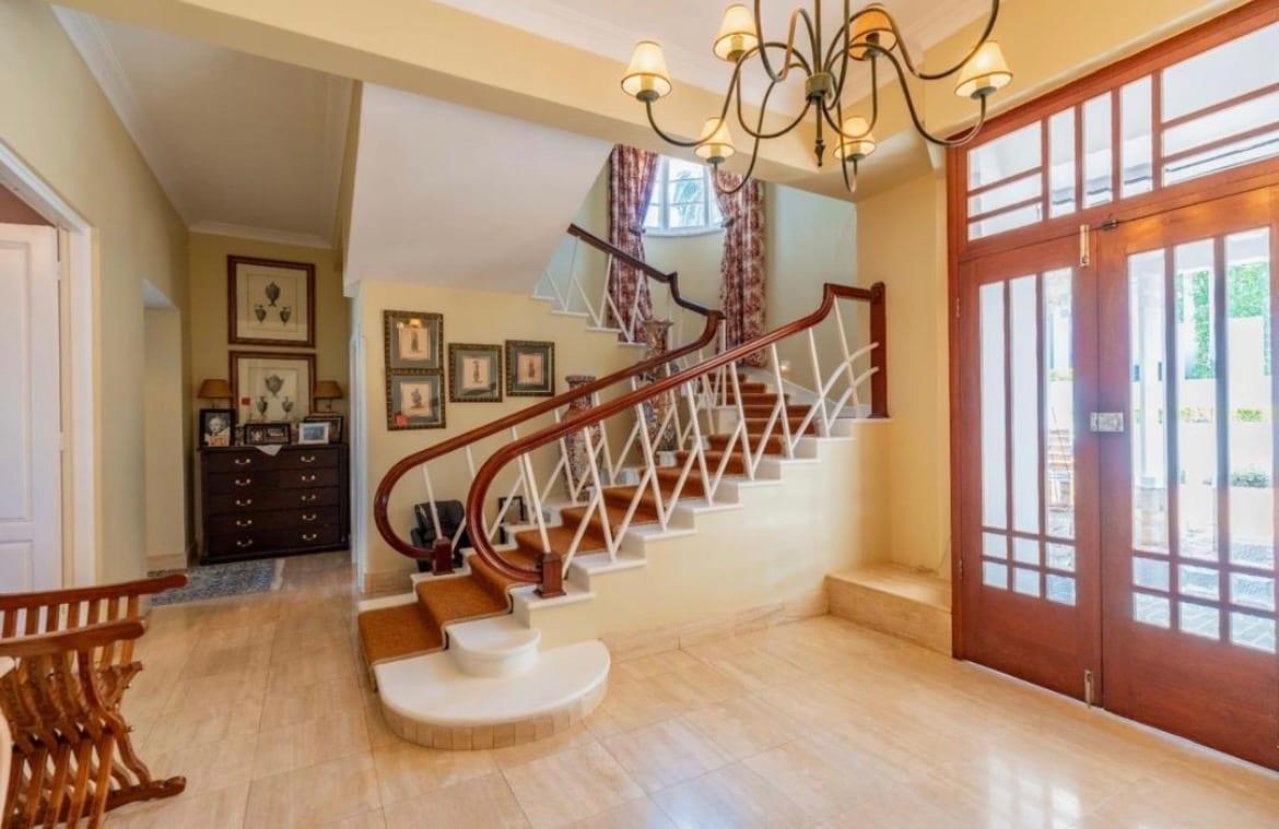 5 Bedroom House For Sale in Morningside — photograph 3