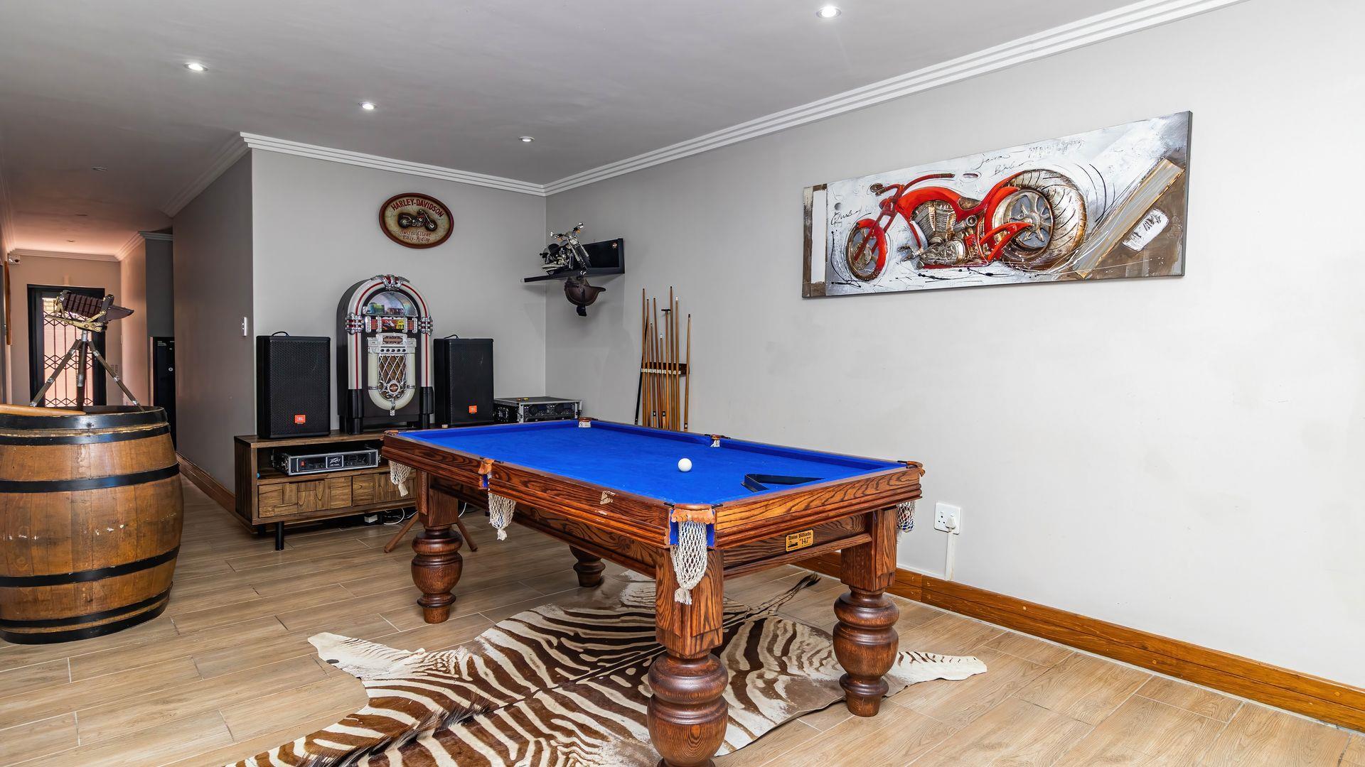 Panoramic Ocean-View Luxury Home with Flatlet — photograph 5