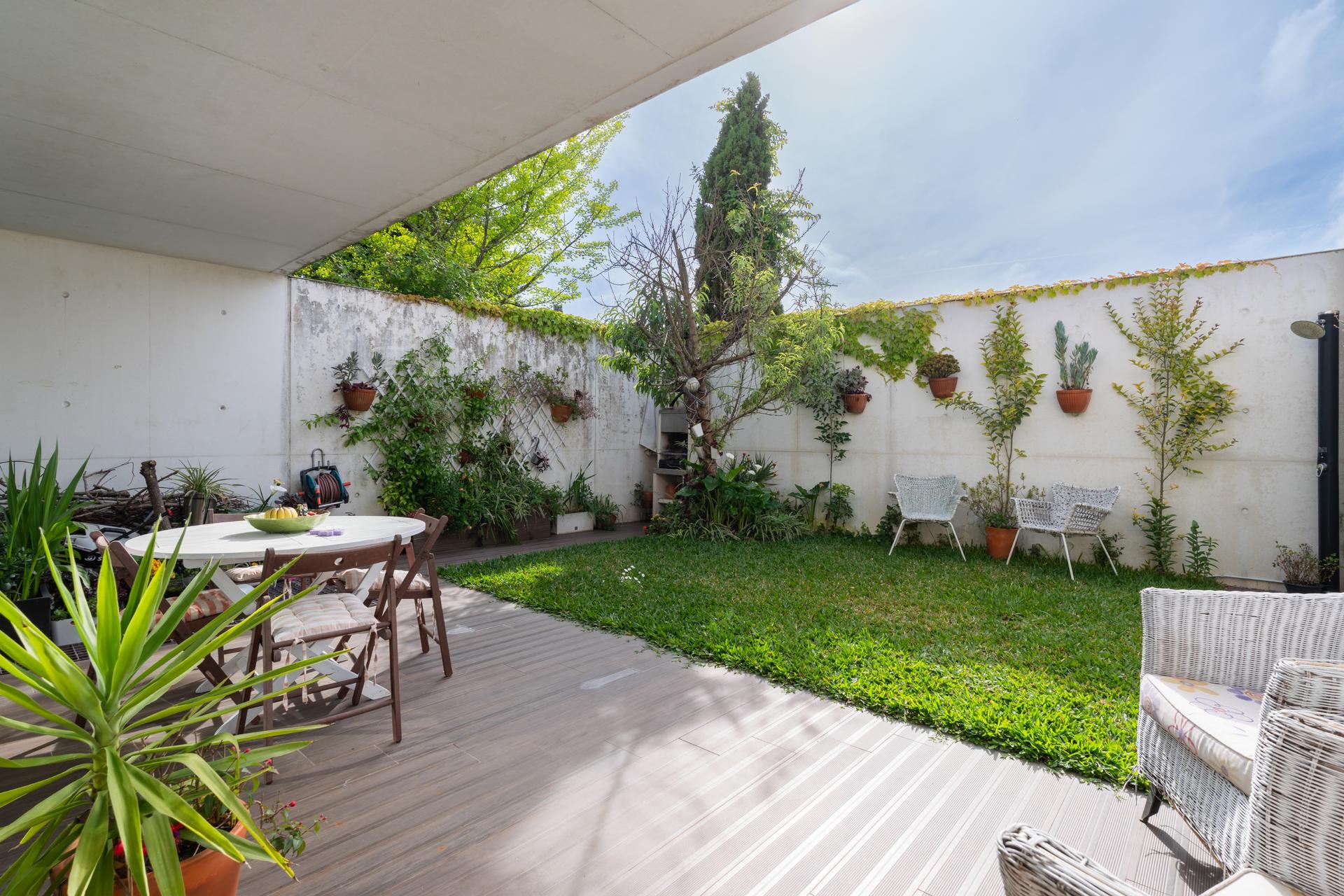 House in Porto (97692) — photograph 2