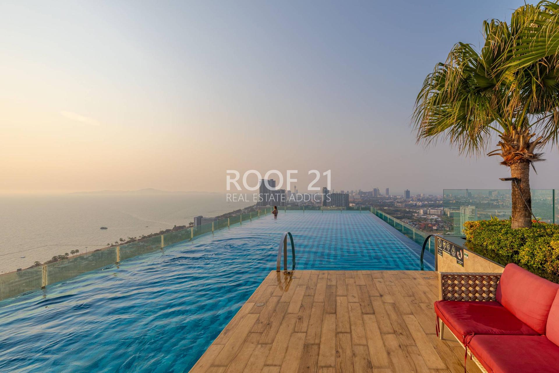 The Riviera Jomtien — photograph 2